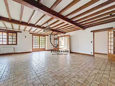 Maison, 167 m²