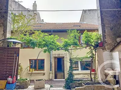 Maison, 250 m²