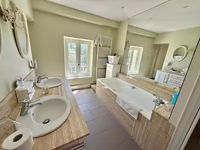 Maison, 286 m²