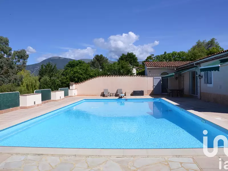 Maison, 391 m²