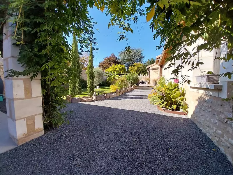 Maison, 327 m²
