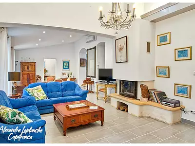 Maison, 242 m²