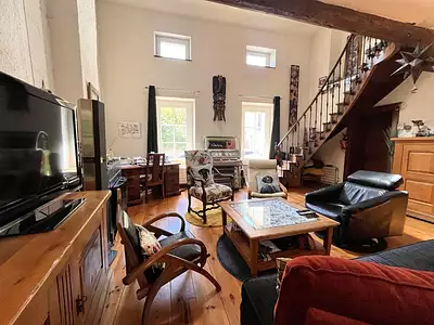 Maison, 166 m²