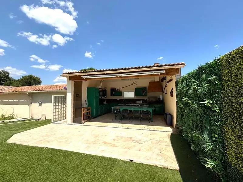 Maison, 175 m²