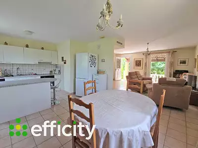 Maison, 76 m²