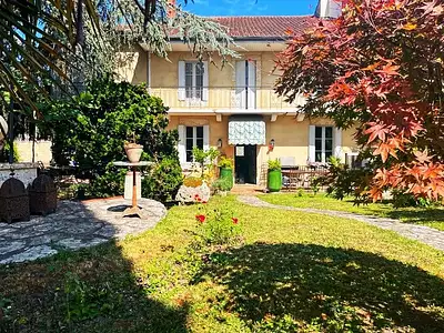 Maison, 339 m²