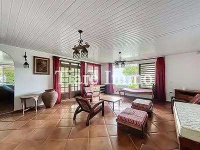Maison, 180 m²