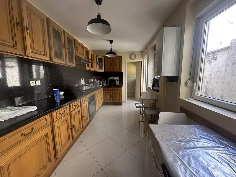Immeuble, 200 m²