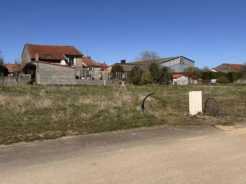 Terrain, 448 m²