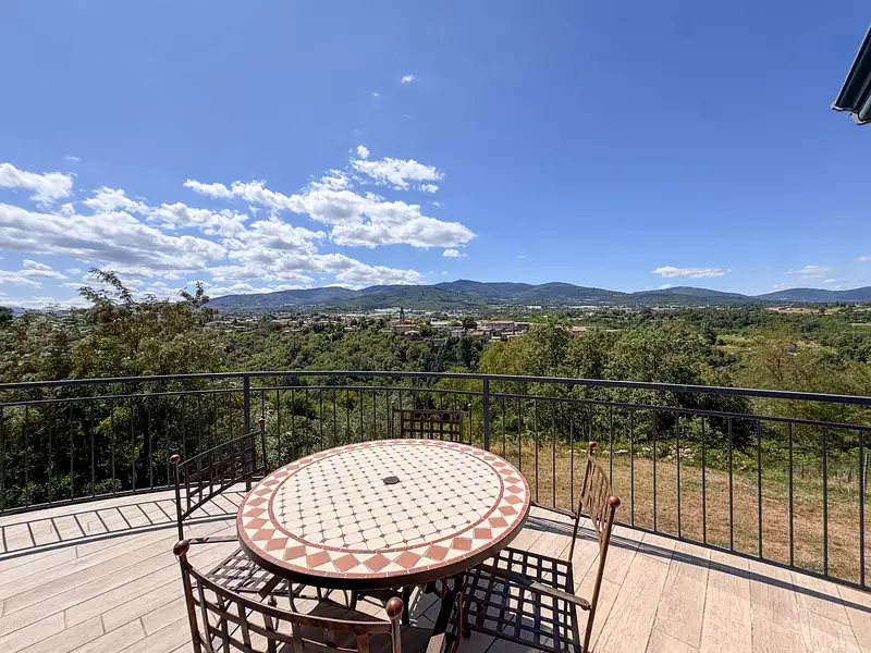Maison, 170 m²