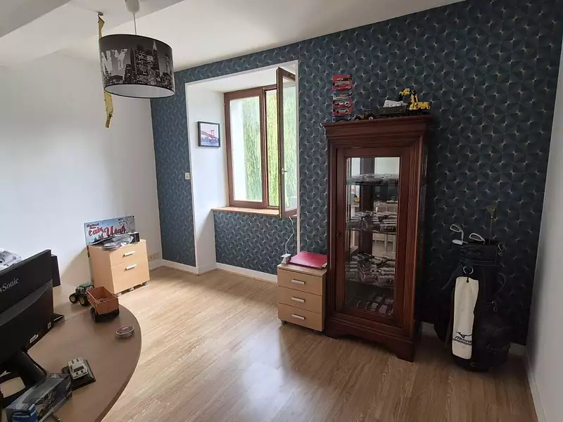Maison, 185 m²