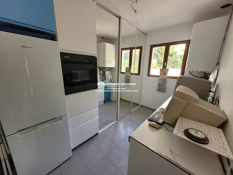 Maison, 163 m²