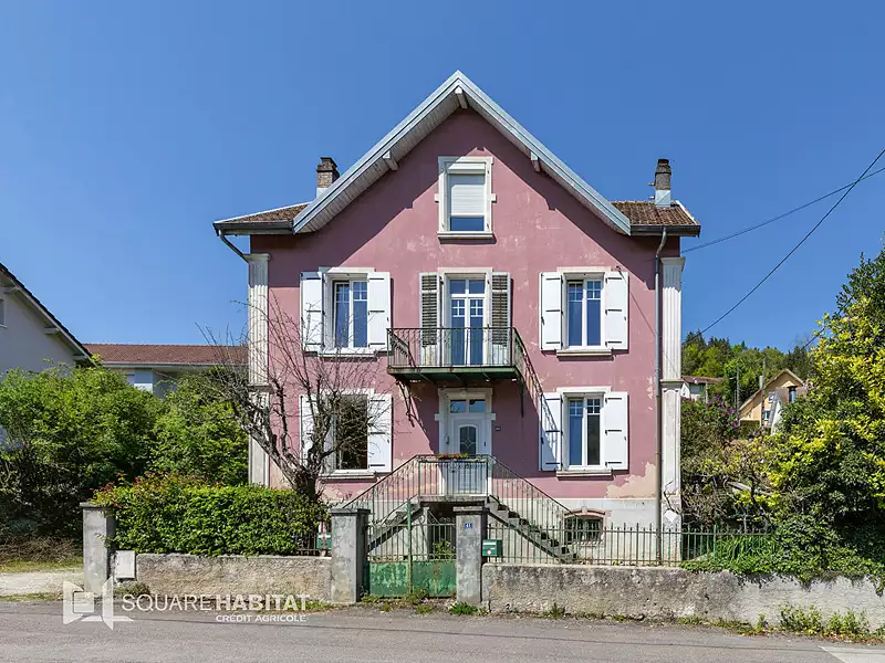 Maison, 245 m²
