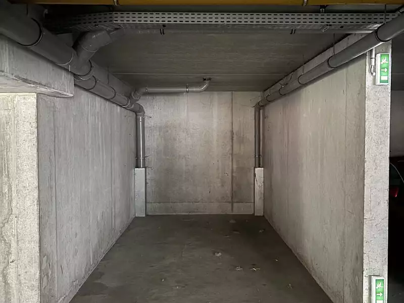Parking, 12 m²