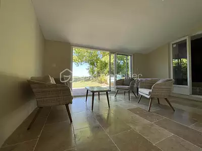 Maison, 280 m²
