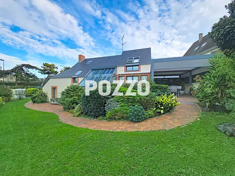 Maison, 197 m²