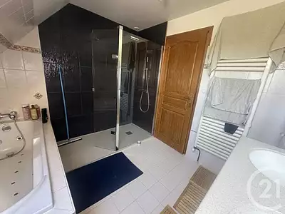Maison, 320 m²