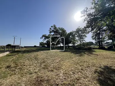 Terrain, 1 583 m²