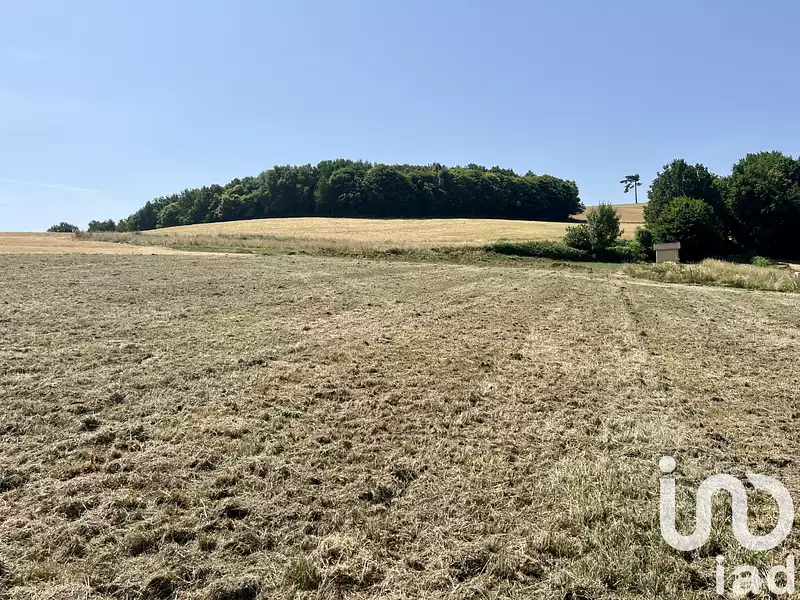 Terrain, 2 210 m²
