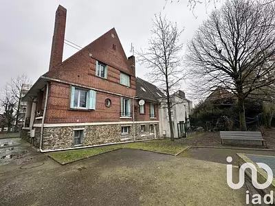 Immeuble, 240 m²