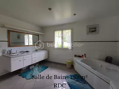 Maison, 290 m²