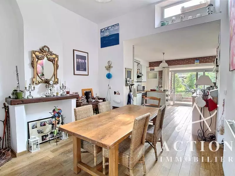 Maison, 163 m²