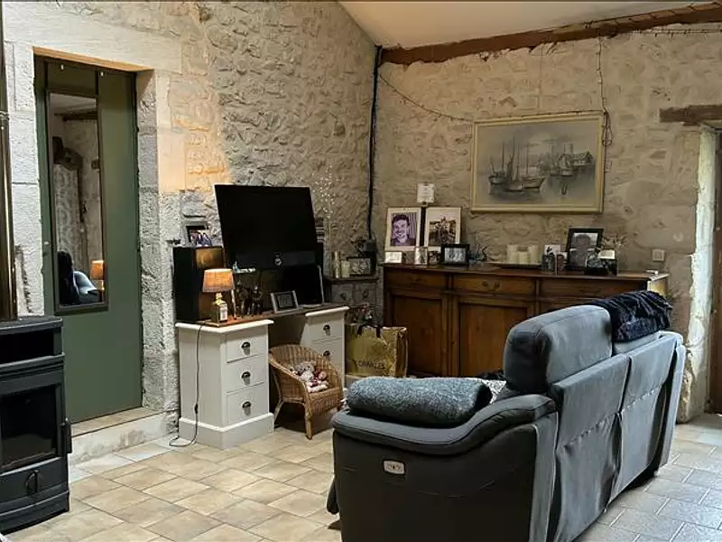 Maison, 587 m²