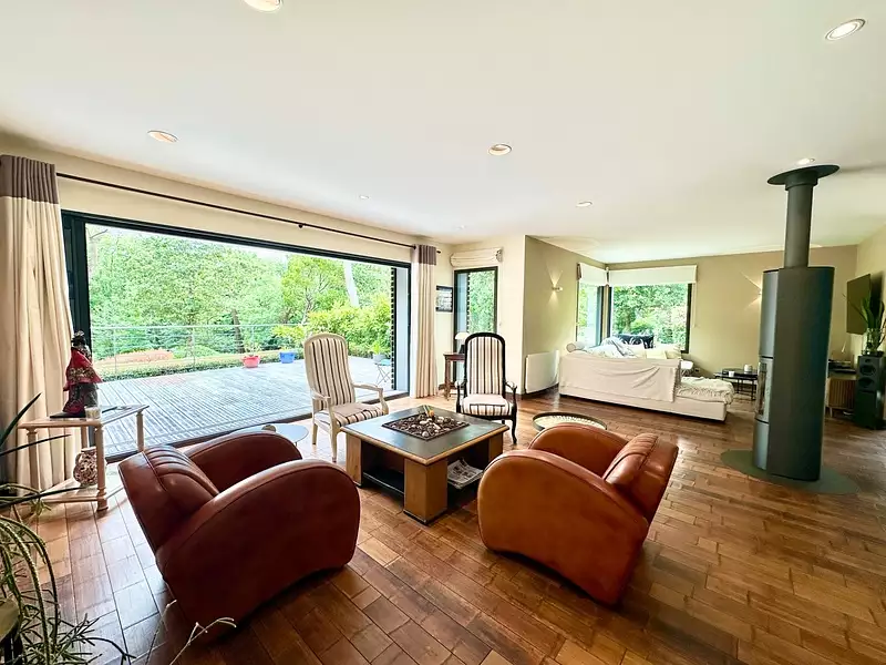 Maison, 230 m²