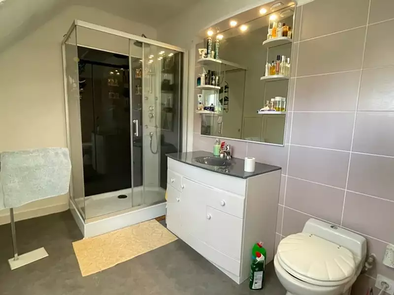 Maison, 165 m²