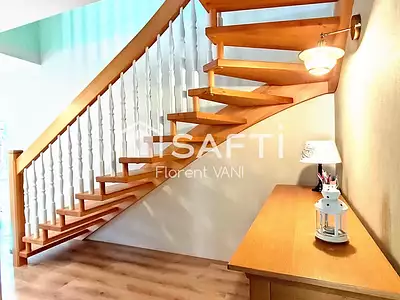 Maison, 213 m²