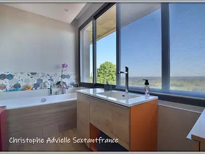 Maison, 280 m²