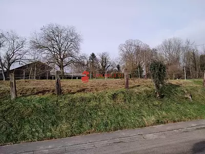 Terrain, 687 m²
