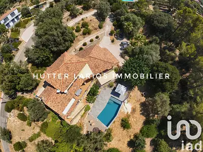 Maison, 231 m²