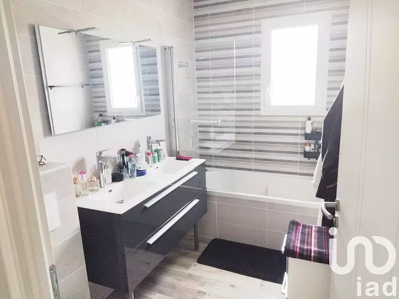Maison, 102 m²