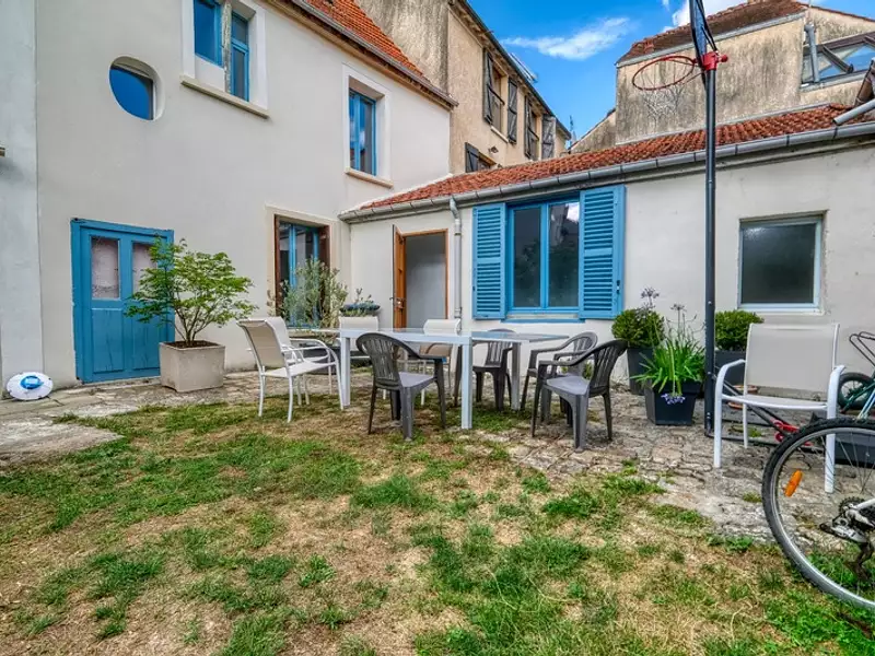 Maison, 143 m²
