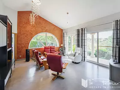 Maison, 176,02 m²