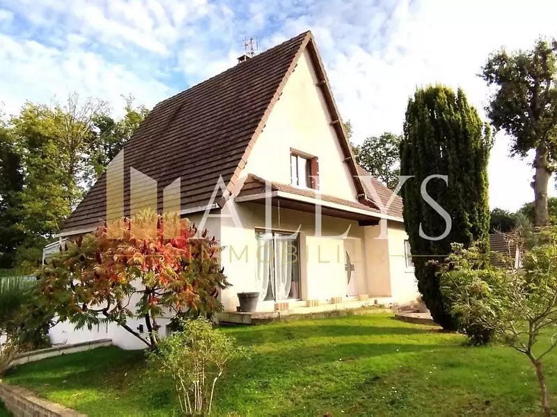 Maison, 165 m²
