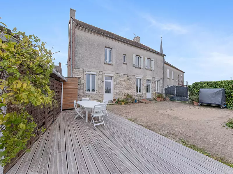 Maison, 235 m²
