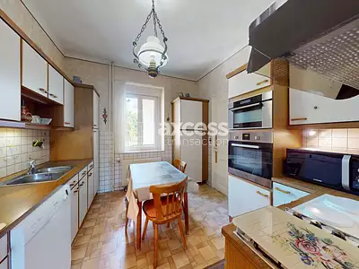 Maison, 234,4 m²