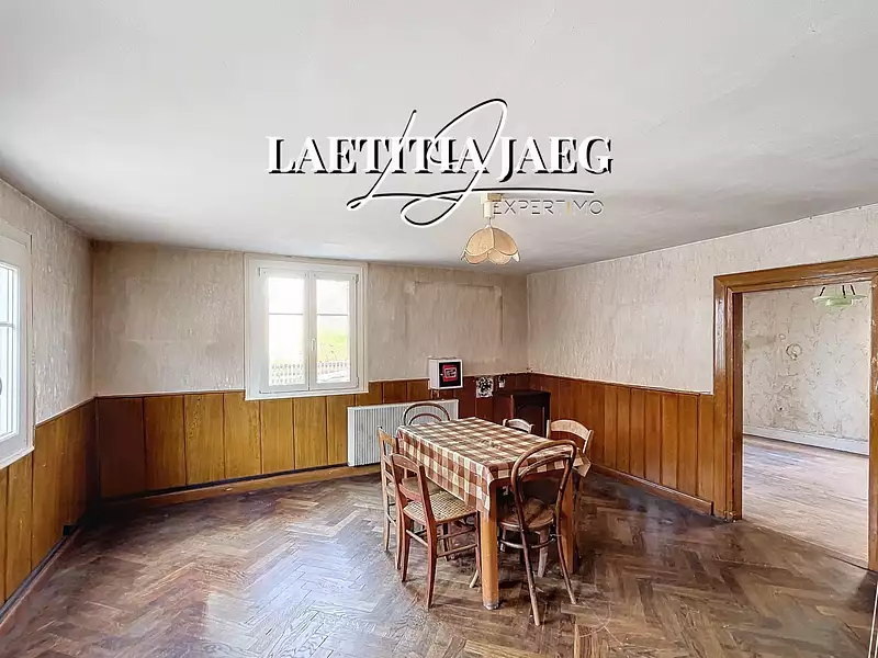 Maison, 196 m²