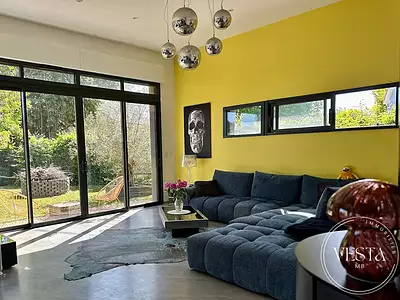Maison, 169 m²