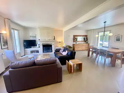 Maison, 216 m²