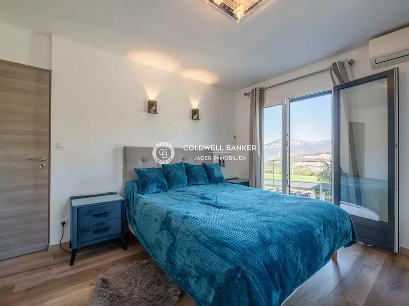 Maison, 280 m²