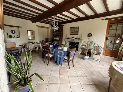 Maison, 240 m²