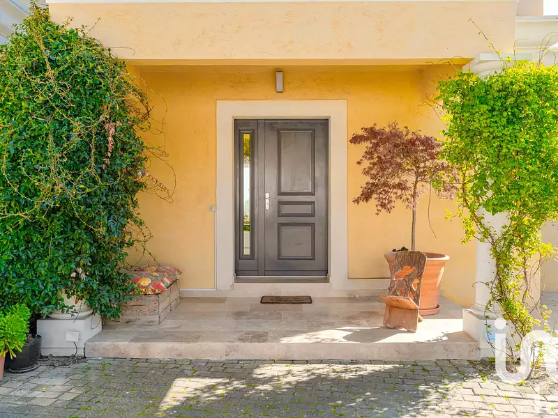 Maison, 182 m²