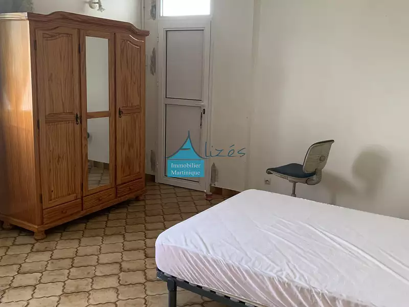 Maison, 230 m²