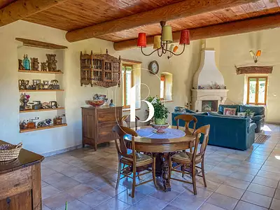 Maison, 265 m²