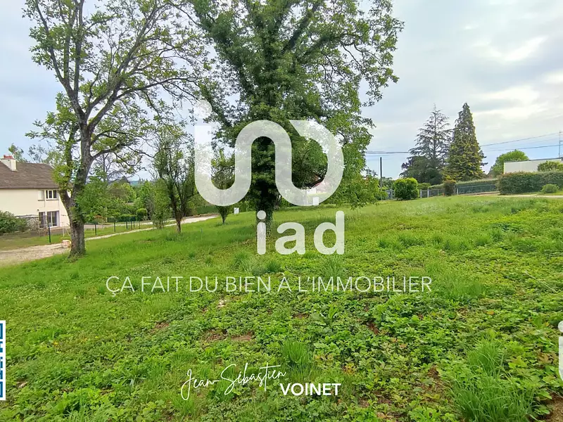Terrain, 744 m²