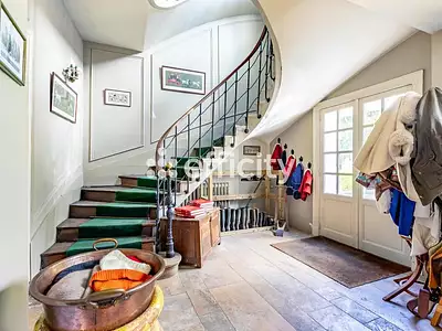 Maison, 463 m²