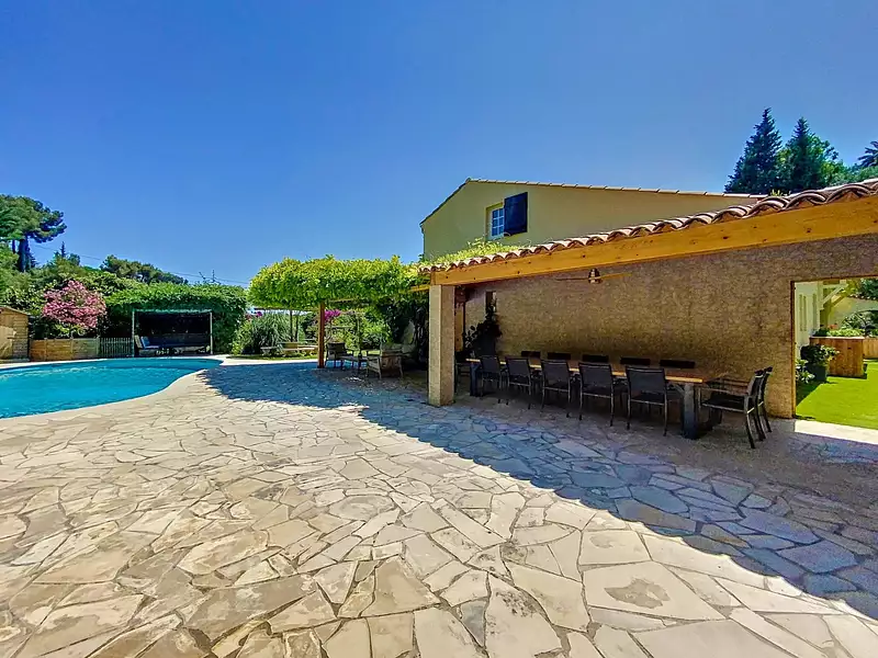 Maison, 185 m²